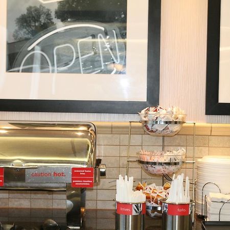 Country Inn & Suites By Radisson, Toronto Mississauga, On المظهر الخارجي الصورة