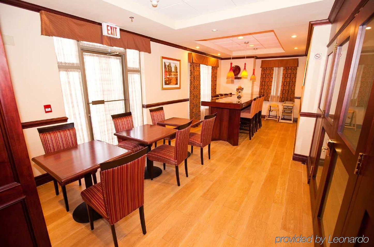 Country Inn & Suites By Radisson, Toronto Mississauga, On المظهر الخارجي الصورة