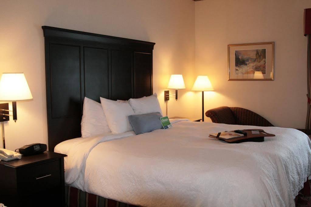 Country Inn & Suites By Radisson, Toronto Mississauga, On المظهر الخارجي الصورة